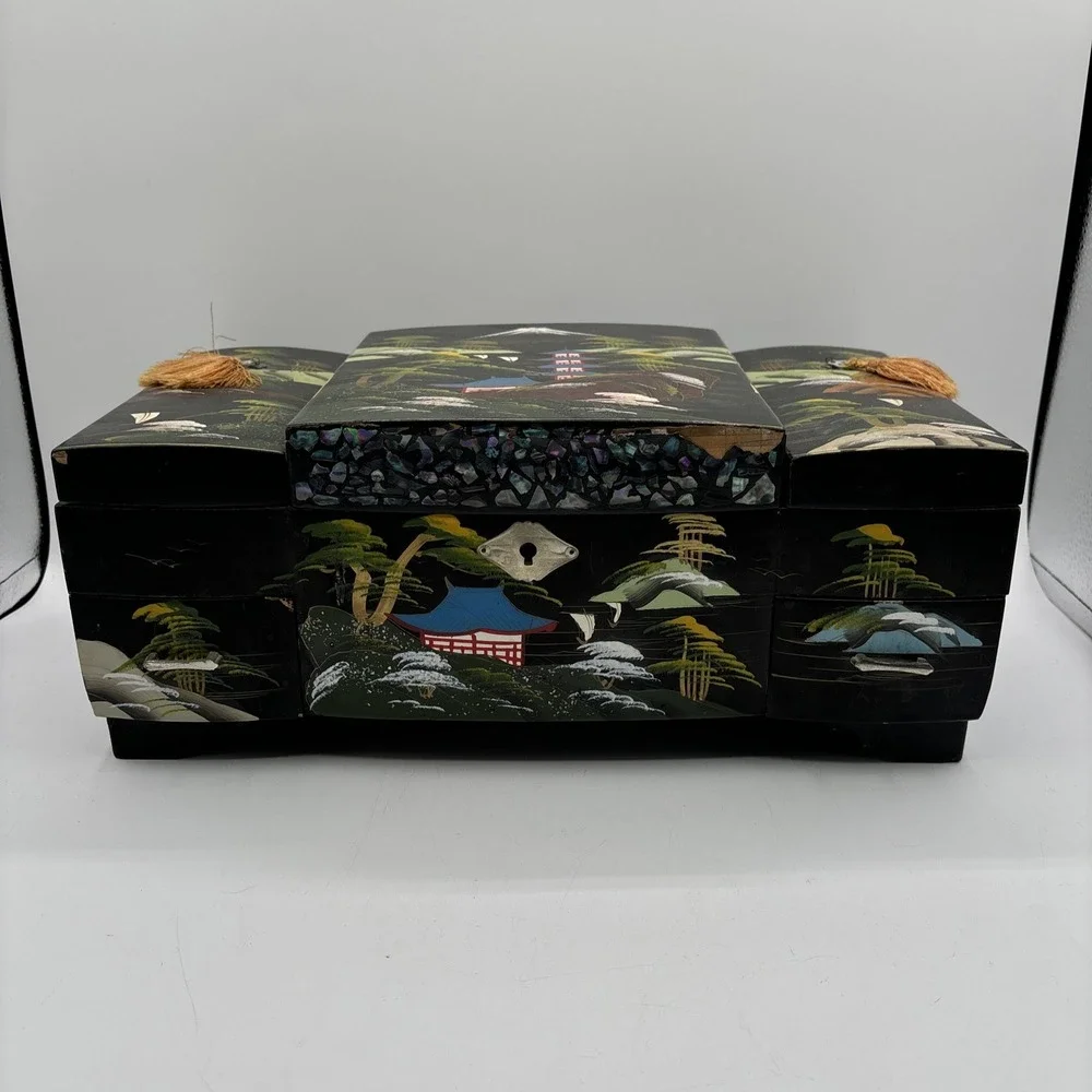Vintage Japanese Black Lacquer Jewelry Music Box Painted Mountain Pagoda READ